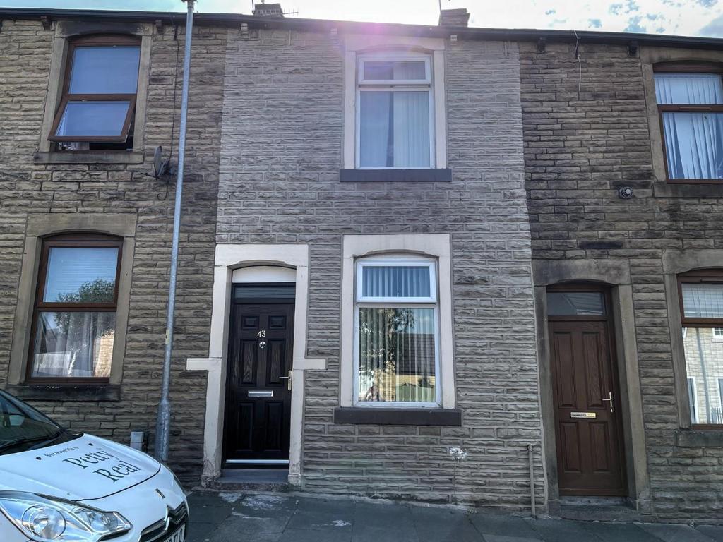 Branch Road, Burnley 2 bed house for sale £80,000