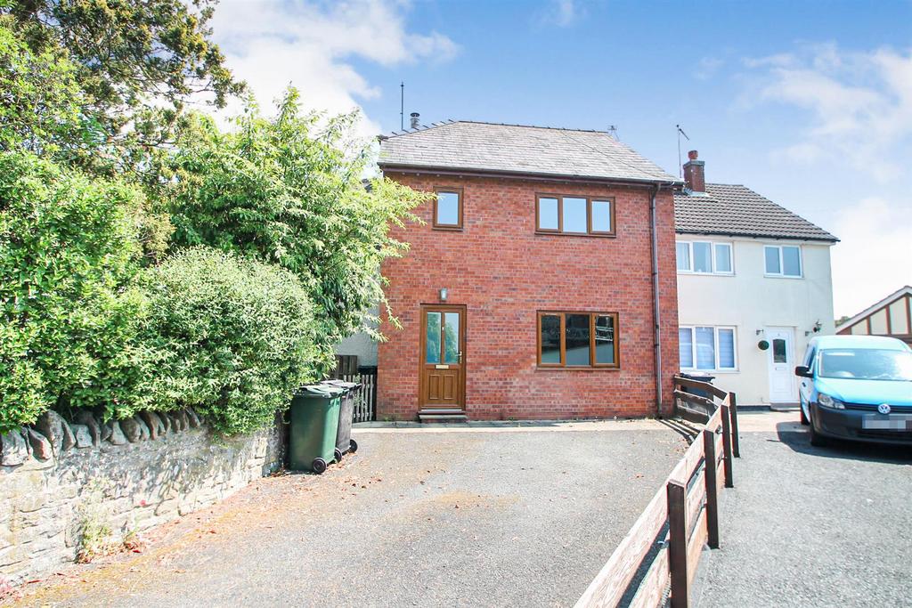 Rock Green, Ludlow 2 bed terraced house for sale £190,000