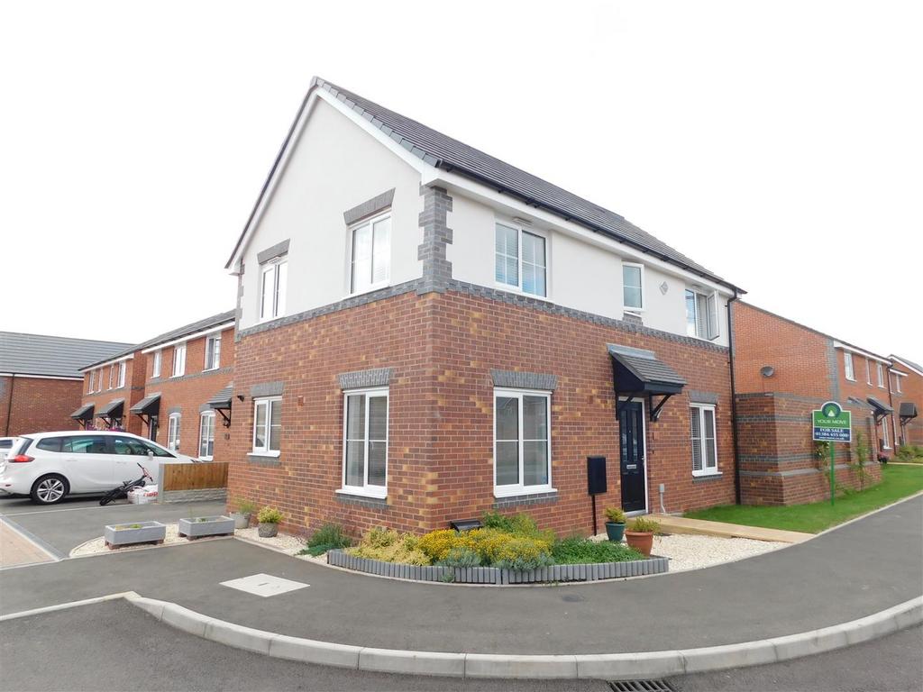 Black Pear Drive, StourportOnSevern 3 bed detached house for sale £300,000