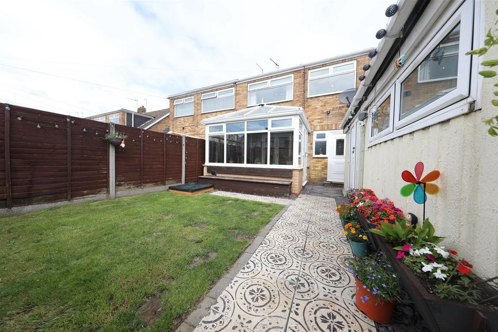 Calderdale, Hull 3 bed semidetached house for sale £180,000