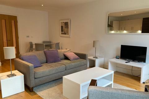 2 bedroom flat to rent, 6/7 Brandfield Street, Edinburgh