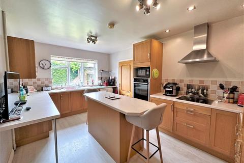 4 bedroom detached bungalow for sale, The Shires, North Road, Weston, Newark