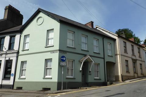 5 bedroom terraced house for sale, George Hill, Llandeilo
