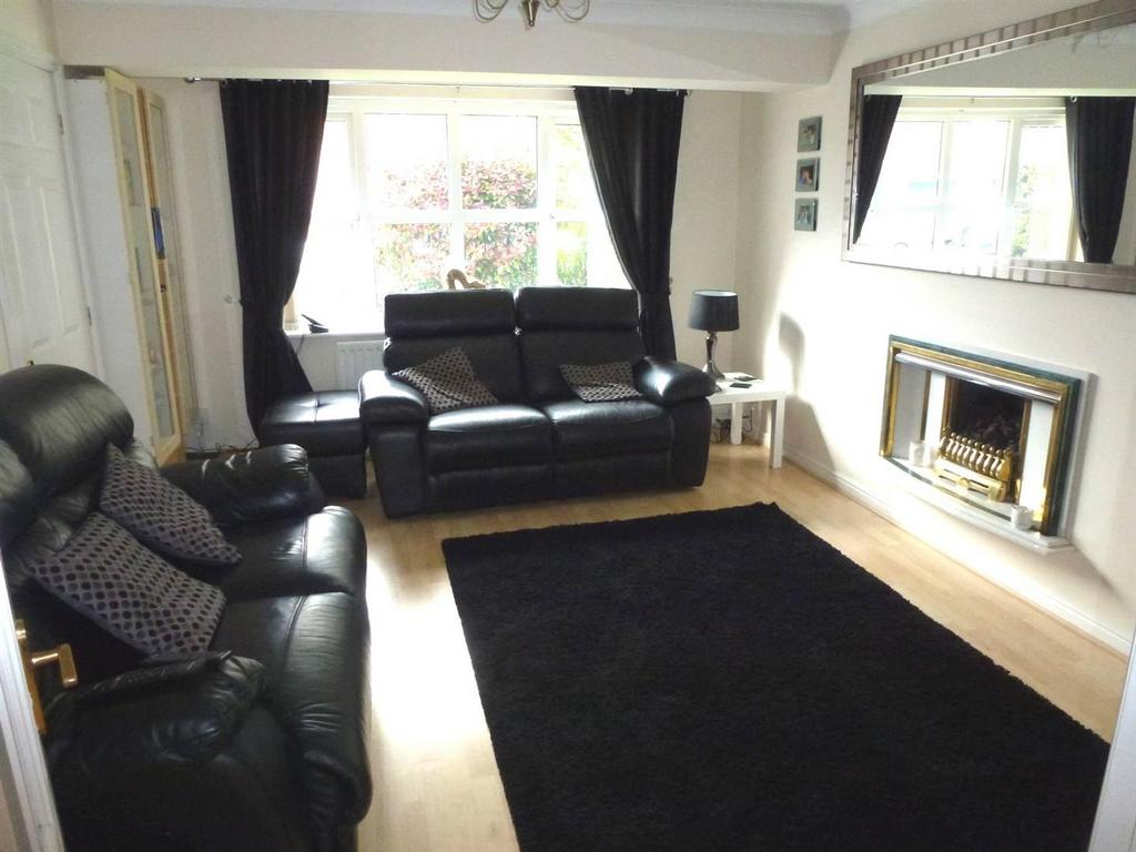 Rotherhead Close, Horwich 4 bed detached house for sale £190,000