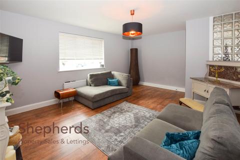 11a Franklin Avenue, Cheshunt, Waltham Cross, EN7 5DX