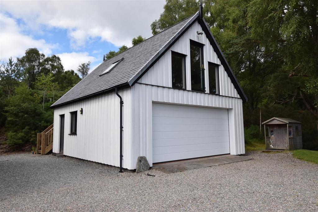 Garage.jpg