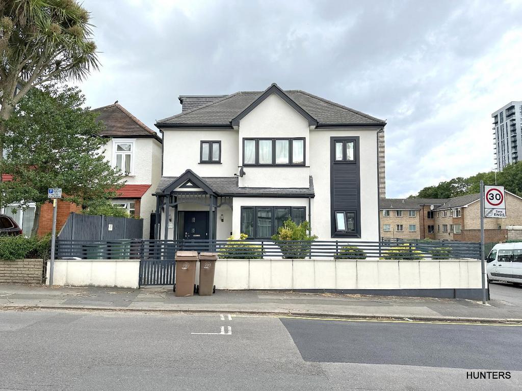 Langley Park Road, Sutton 1 bed flat to rent £1,400 pcm (£323 pw)