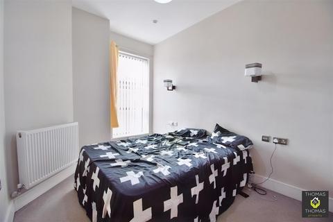 1 bedroom flat for sale, Fitzalan House, Gloucester