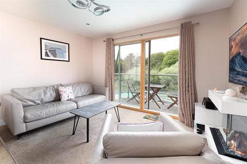 1 bedroom apartment for sale, The Sands, Peasholm Gap, Scarborough