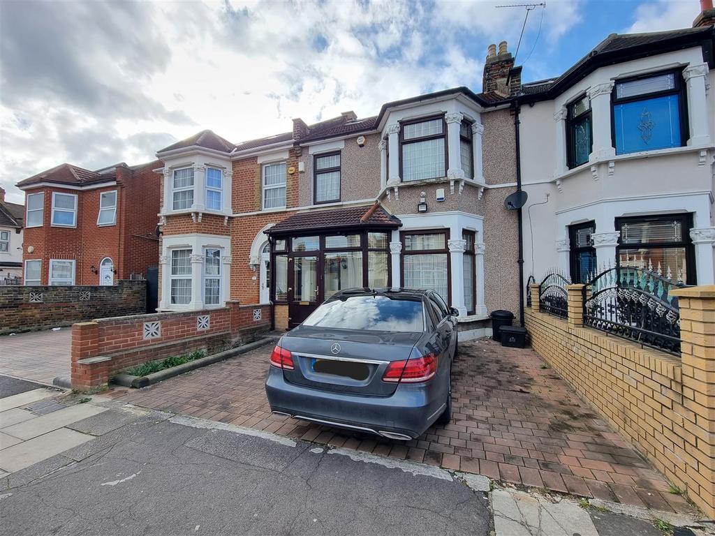 Lansdowne Road, Ilford 4 bed terraced house for sale £600,000