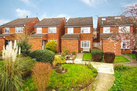 3 bedroom detached house for sale, Vicarage Road, Ware