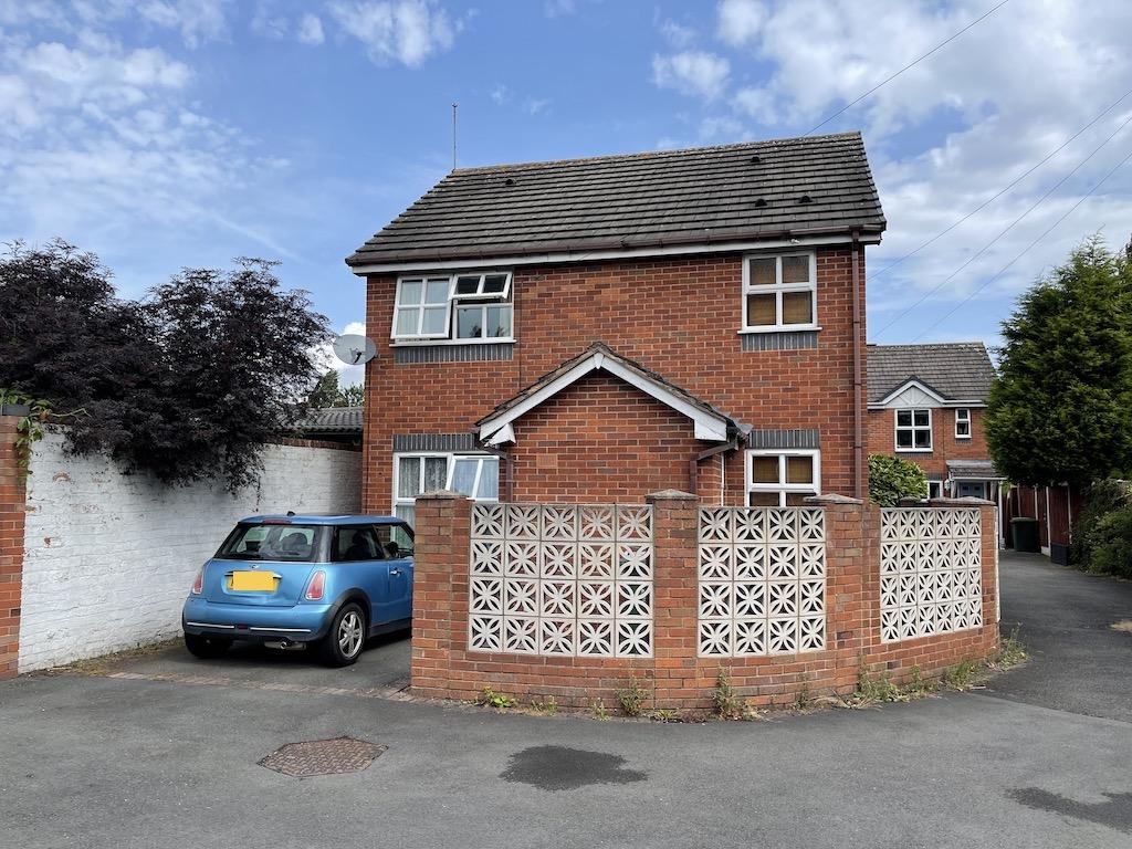CRADLEY HEATH Beech Mews 1 bed semidetached house for sale £105,000