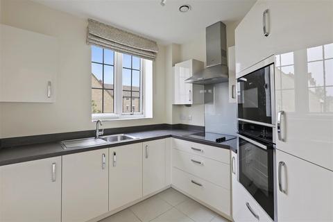 1 bedroom apartment for sale, Watson Place. Trinity Road, Chipping Norton, Oxfordshire, OX7 5AJ