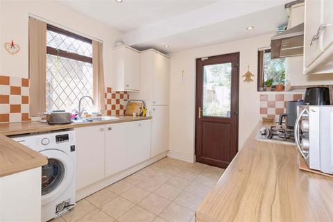 29 Arundel Road, Worthing, BN13 3EJ