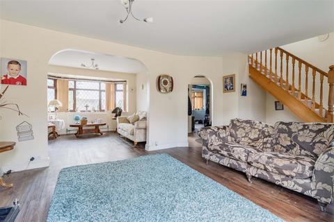 29 Arundel Road, Worthing, BN13 3EJ