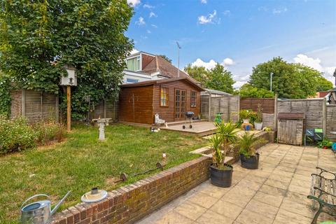 29 Arundel Road, Worthing, BN13 3EJ