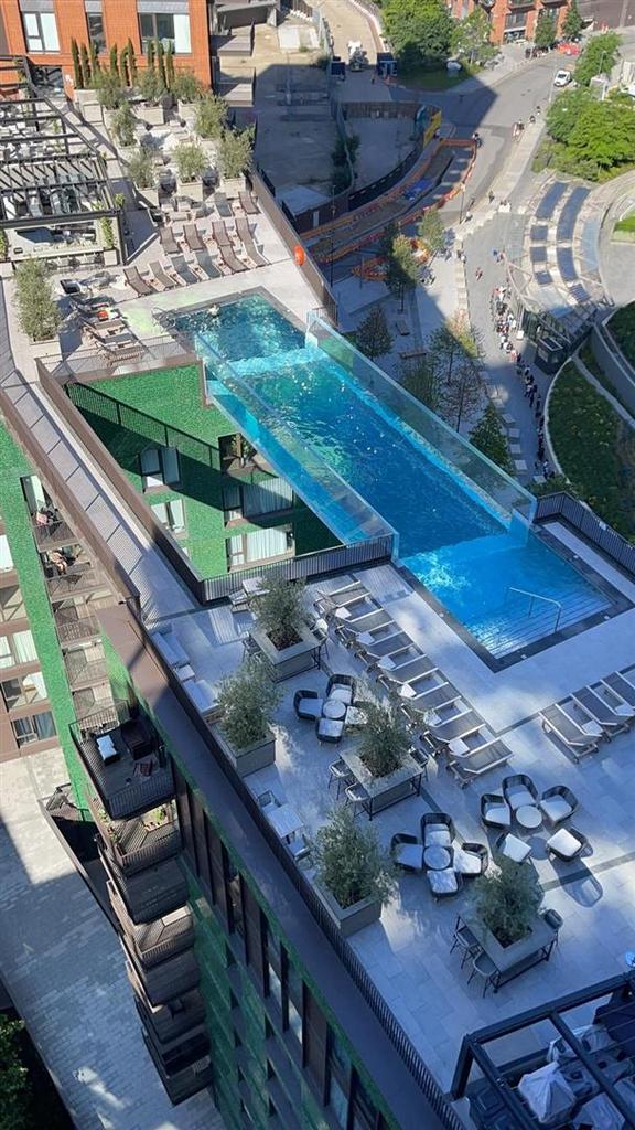 Sky Pool 2.jpg