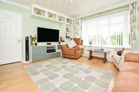 3 bedroom detached bungalow for sale, Orchard Close, Burton-Upon-Stather, Scunthorpe