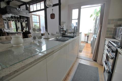 66 Smithies Road, London, SE2 0TG