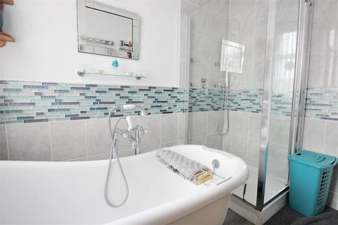 66 Smithies Road, London, SE2 0TG