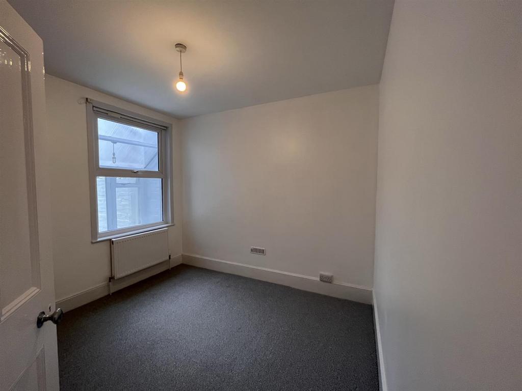 Bedroom two (middle)
