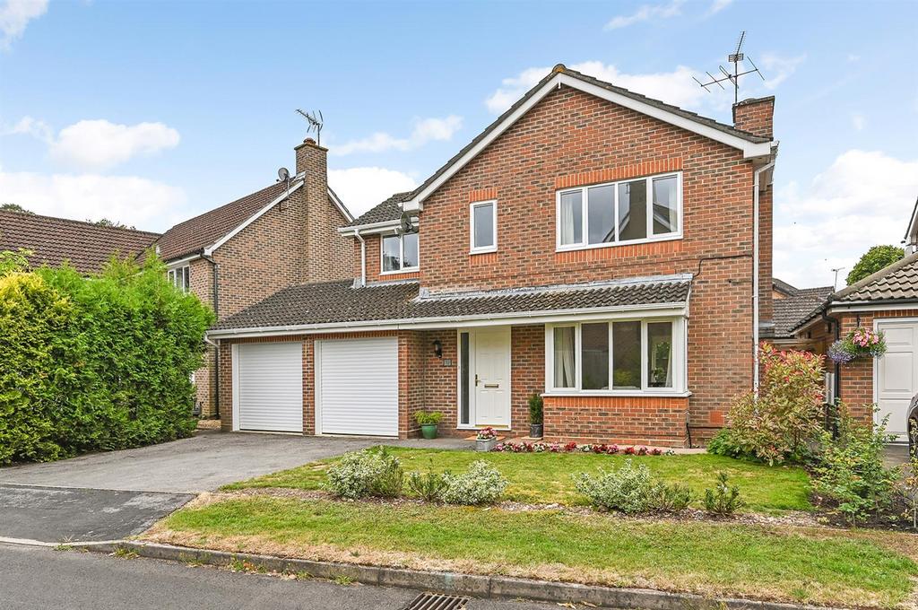 Taskers Drive, Anna Valley, Andover 4 bed detached house for sale £