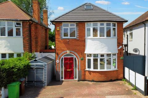 3 bedroom detached house for sale - Newlyn Drive, Nottingham