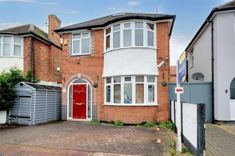 3 bedroom detached house for sale, Newlyn Drive, Nottingham