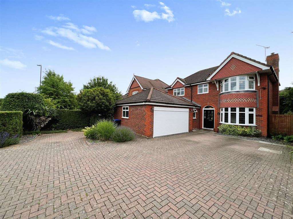 Ophelia Drive, Heathcote, Warwick 4 bed detached house for sale £550,000