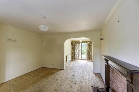 8 Castlerow Close, Sheffield, S17 4RA