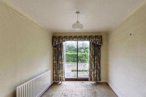8 Castlerow Close, Sheffield, S17 4RA
