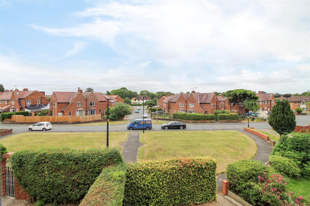 Gallows Hill, Ripon 3 bed semidetached house for sale £225,000