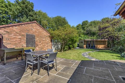 1 Ashburn Croft, Wetherby, LS22 5RE