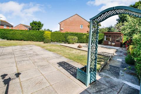 10 Eversley Close, Rhyl, LL18 4US