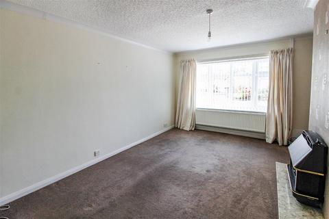10 Eversley Close, Rhyl, LL18 4US