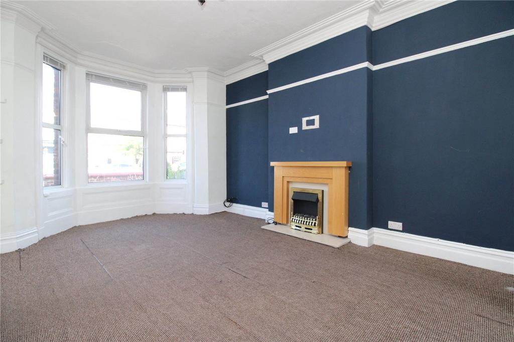 Upper Aughton Road, Southport, Merseyside, PR8 3 bed semidetached