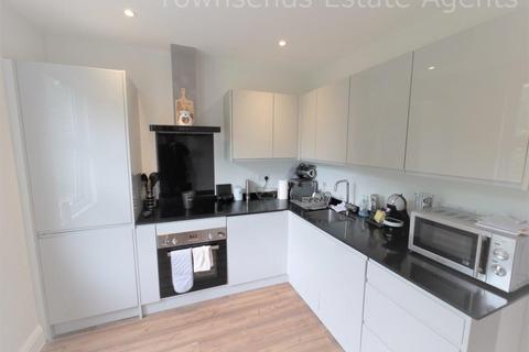 1 bedroom flat to rent, Rofant Road, Northwood HA6