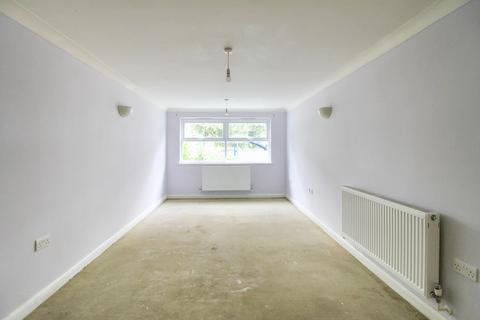 1 bedroom apartment for sale, Cody Court, 377 Farnborough Road, Farnborough, GU14