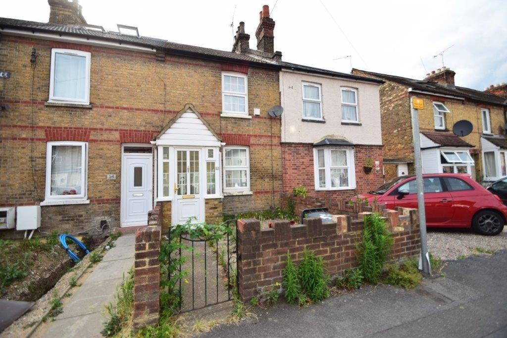 Grays Road, Slough, Berkshire, SL1 3 bed terraced house £300,000