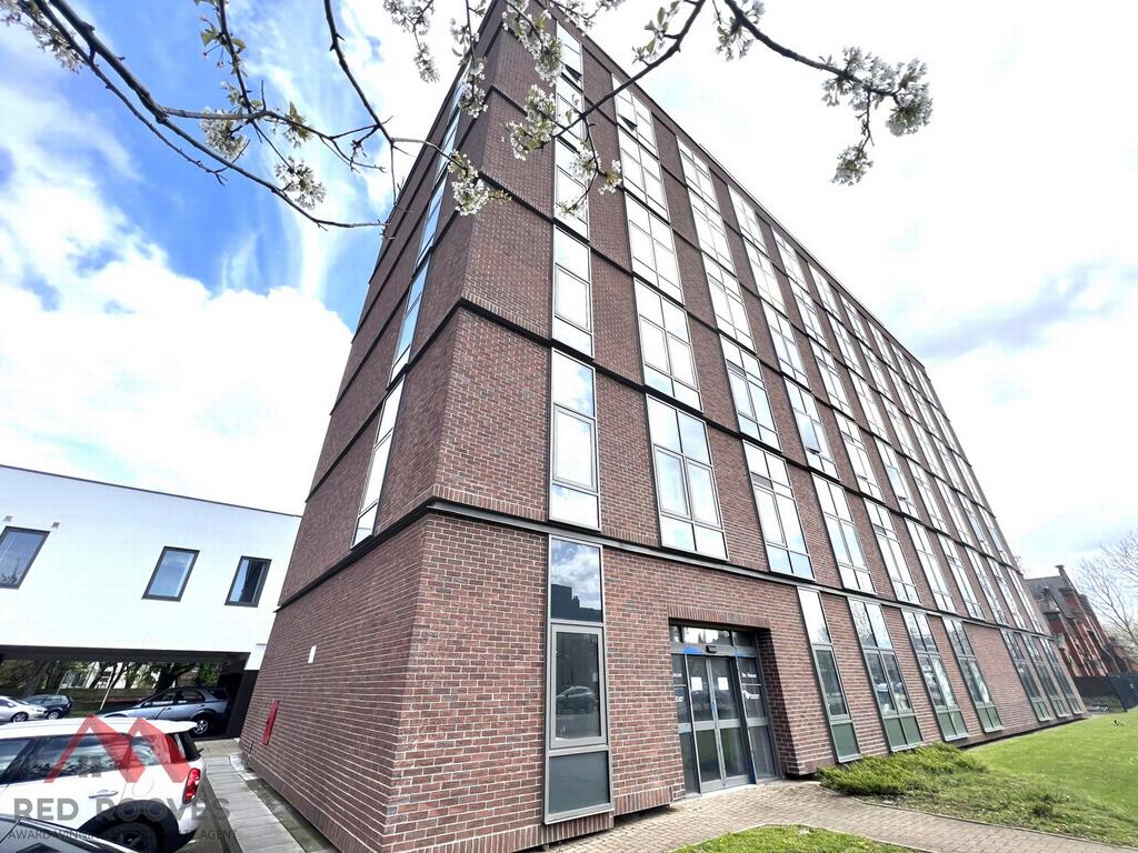 Crosby Road North, Waterloo, L22 1 bed apartment £115,000
