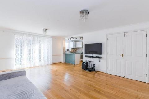 2 bedroom flat for sale - Highgate,  London,  N6