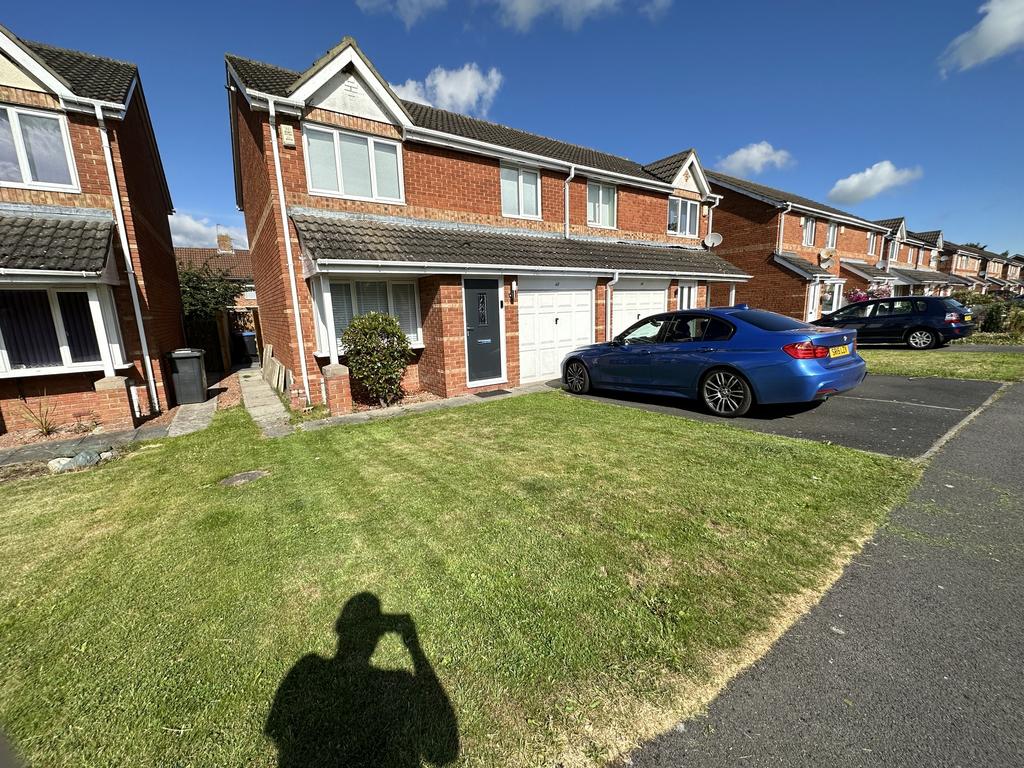 Habgood Drive, Durham, DH1 2TW 3 bed semidetached house for sale £