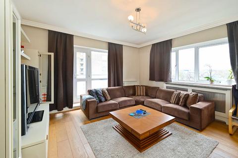 Avenue Road, St John's Wood, London, NW8