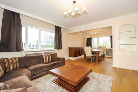 3 bedroom apartment to rent, Avenue Road, St John's Wood, London, NW8