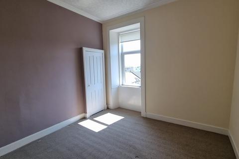 3 bedroom flat to rent, Mary Street, Dunoon, Argyll, PA23