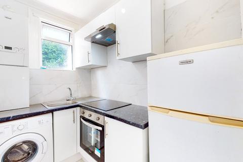 2 bedroom flat for sale, Chadwin Road, London, Greater London, E13