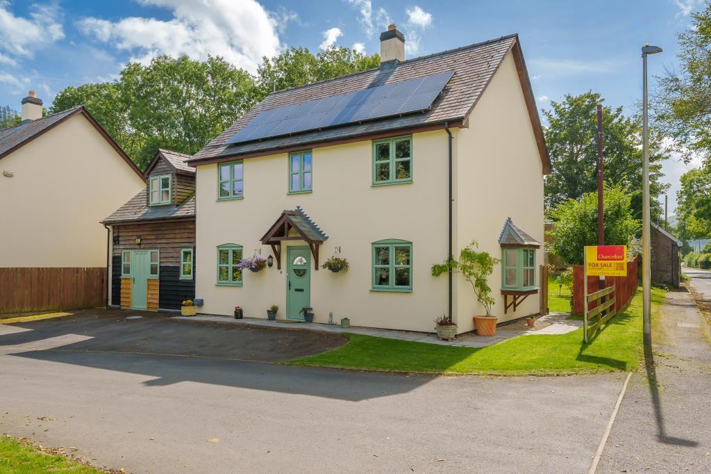 New Radnor, Presteigne, LD8 4 bed detached house for sale £375,000