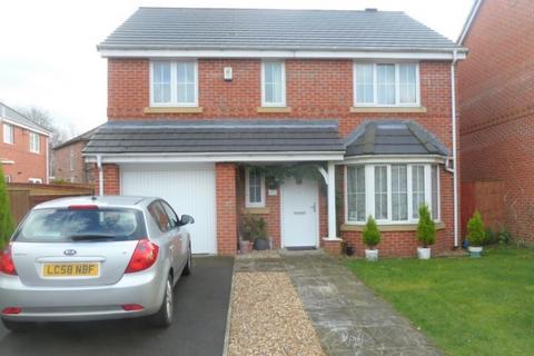 4 bedroom detached house to rent, French Barn Lane, Manchester, M9