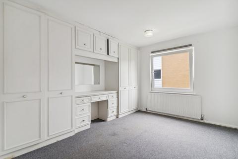 2 bedroom apartment to rent, Queens Ride, London, SW13