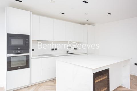 2 bedroom apartment to rent, Cluny Mews, Kensington SW5